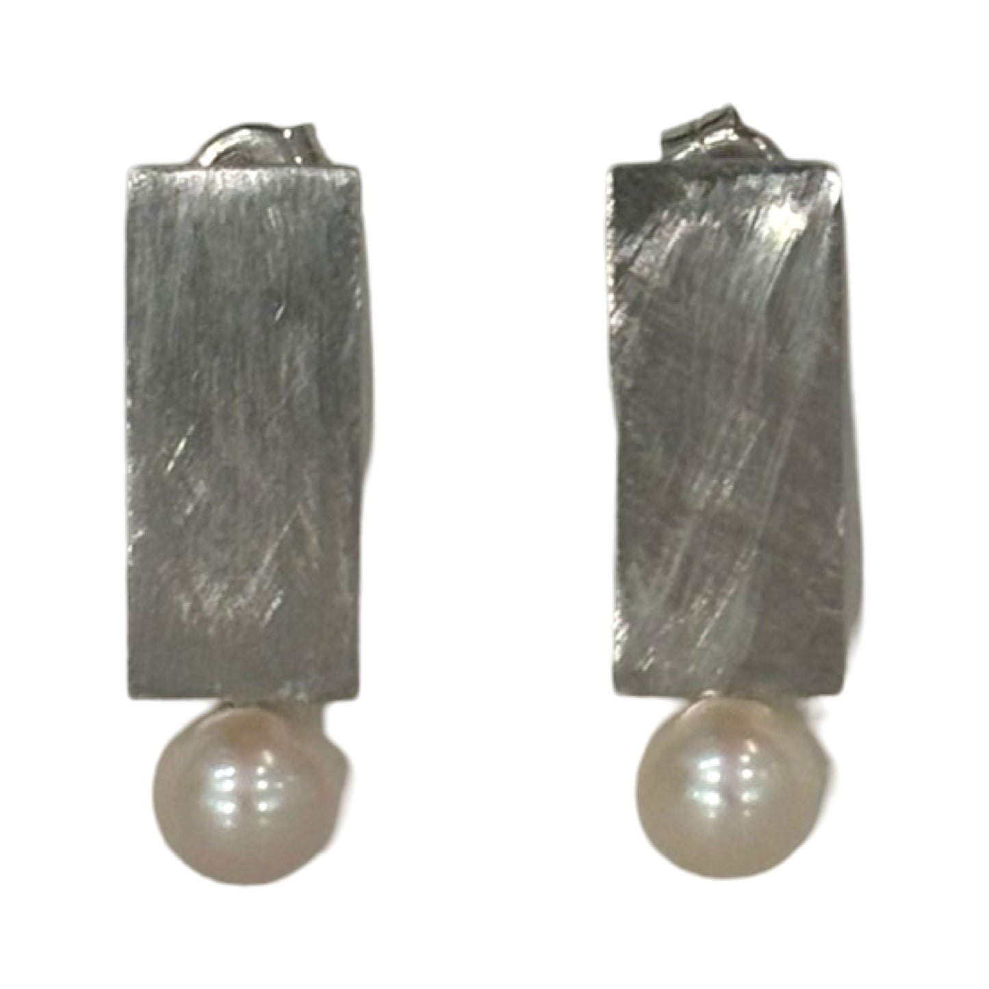 Orecchini Argento Graffiato con Perla